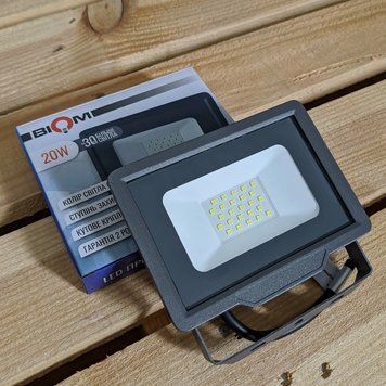 Прожектор вуличний світлодіодний BIOM 20W S5-SMD-20-Slim 6200К 220V IP65 00-00014577