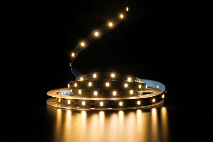 LED-стрічка Prolum 5V, 2835/60, IP20, серія S, теплий білий (2800-3200K) 311001